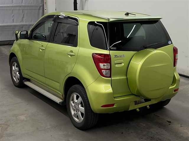 TOYOTA RUSH