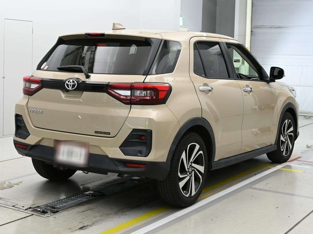 TOYOTA RAIZE