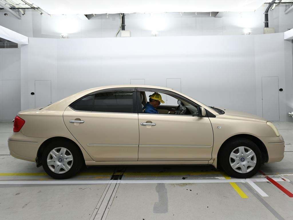 TOYOTA PREMIO