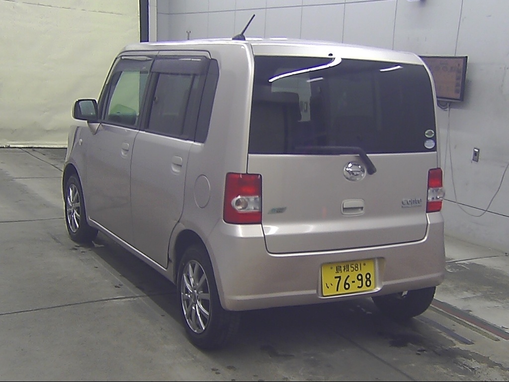 DAIHATSU MOVE CONTE