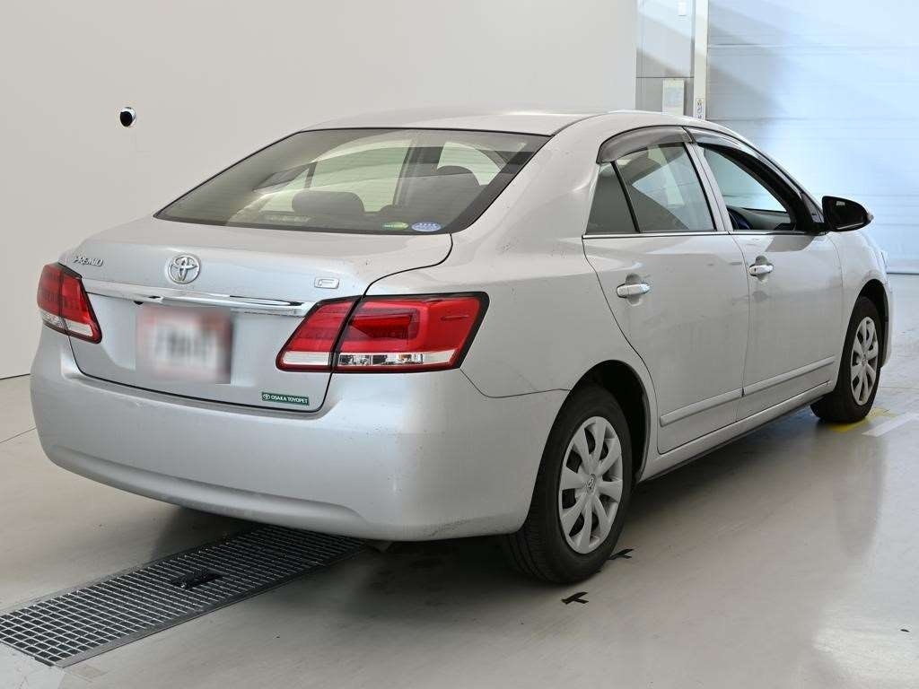 TOYOTA PREMIO