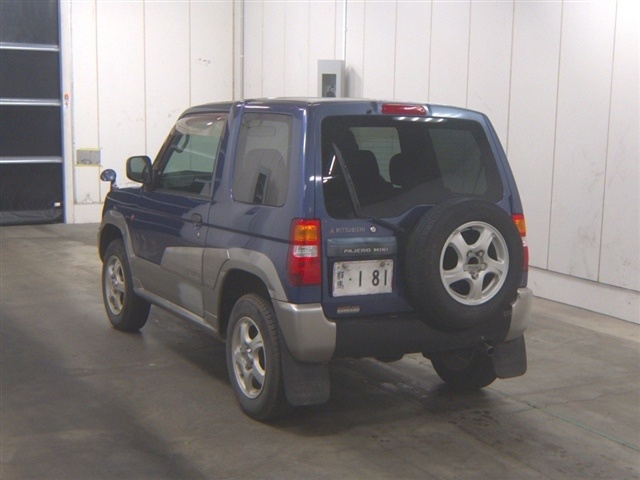 MITSUBISHI PAJERO MINI