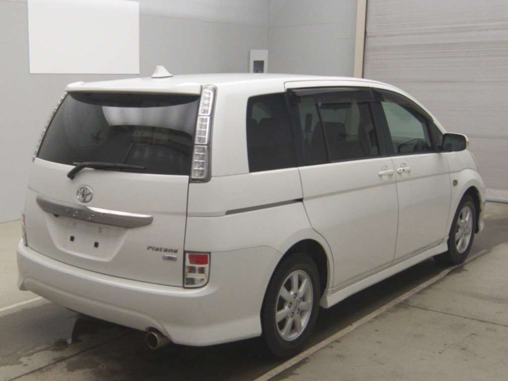 TOYOTA ISIS
