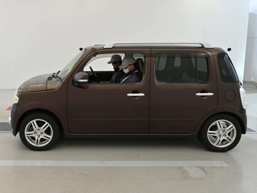 DAIHATSU MIRA COCOA