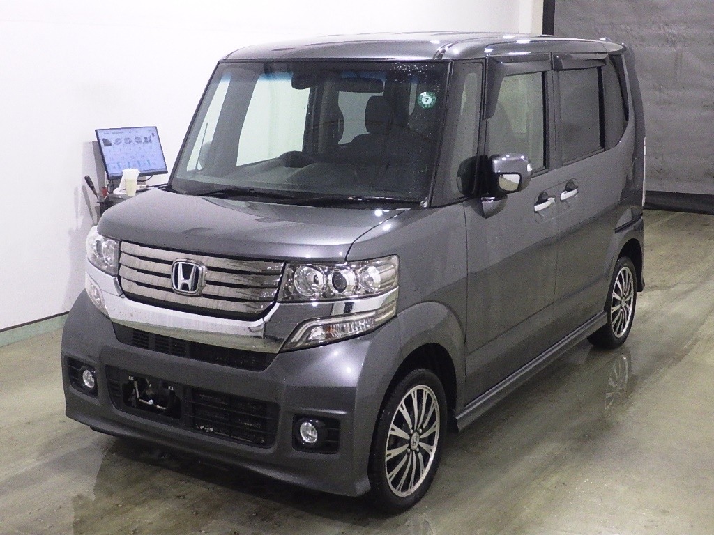 HONDA N-BOX
