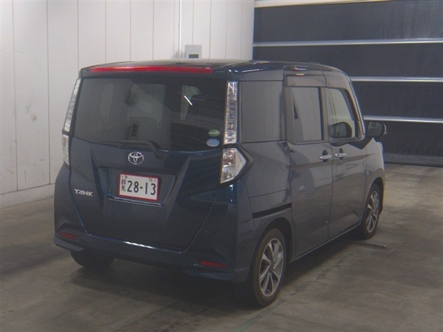 TOYOTA TANK
