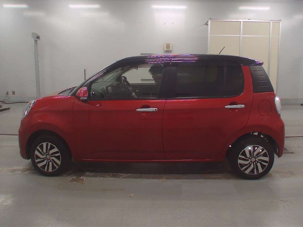 DAIHATSU BOON