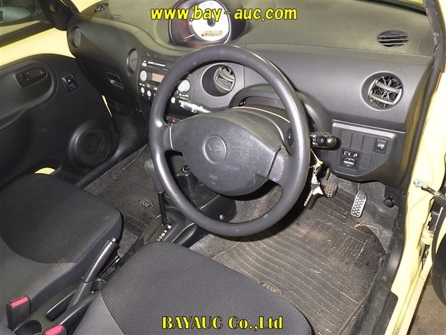 DAIHATSU ESSE