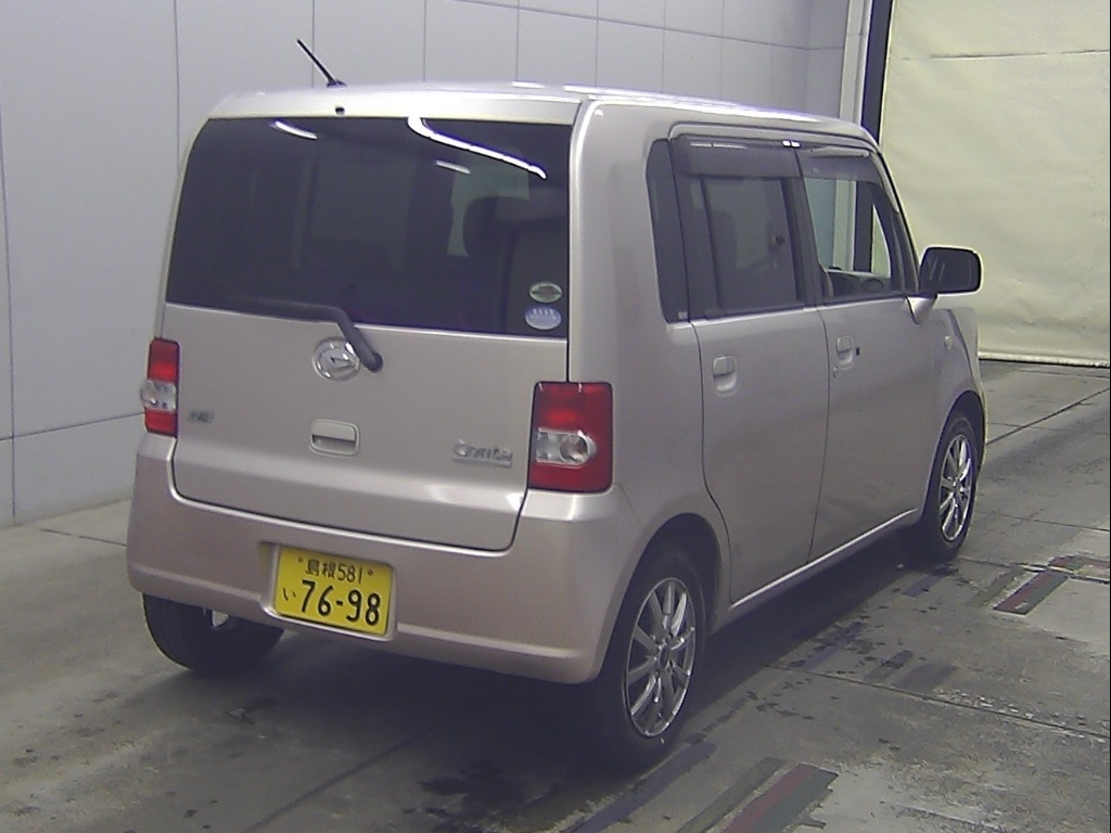 DAIHATSU MOVE CONTE