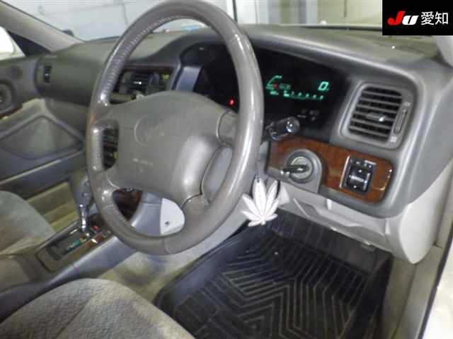 TOYOTA MARK II