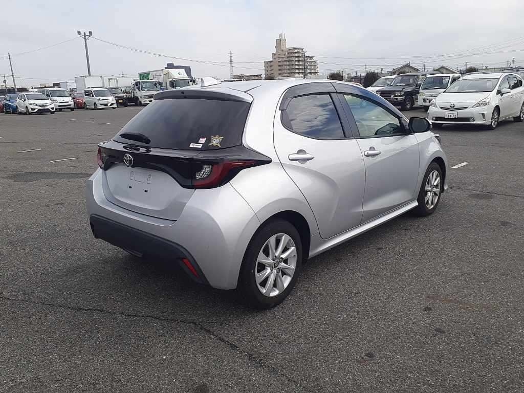 TOYOTA YARIS