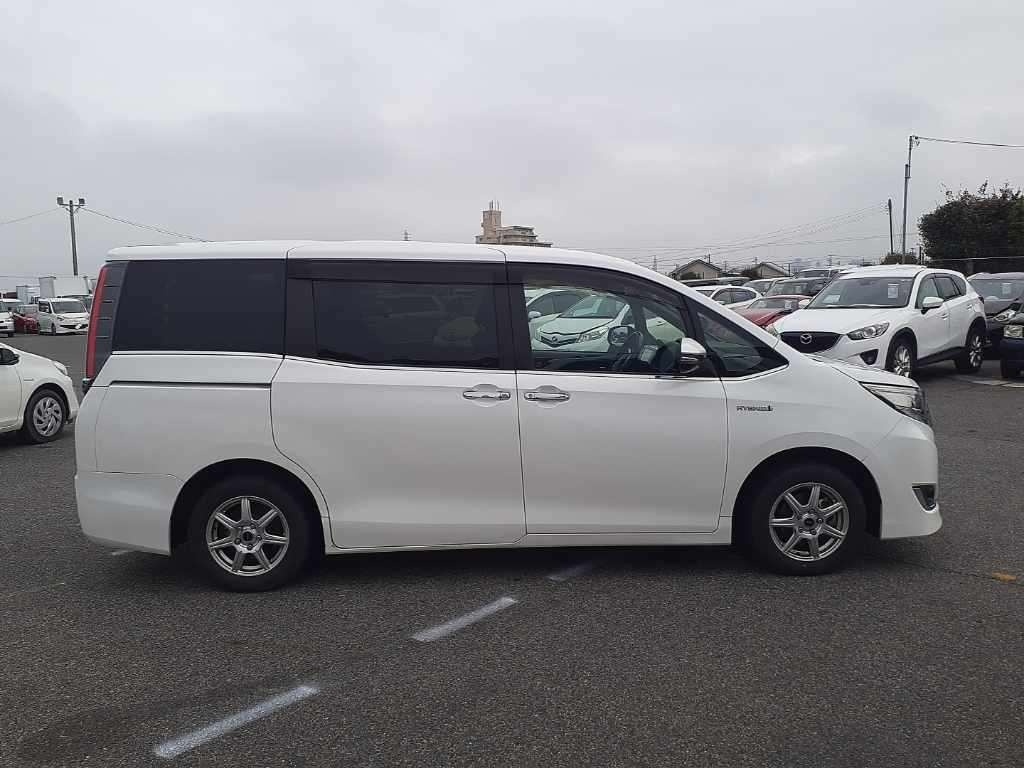 TOYOTA ESQUIRE