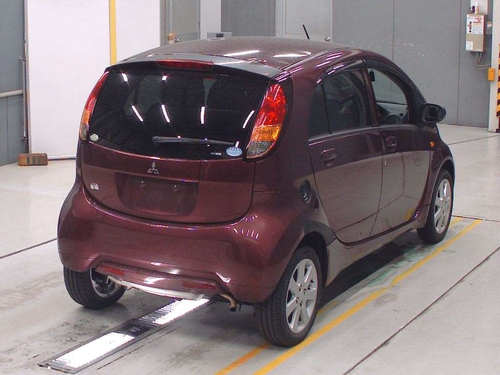 MITSUBISHI I