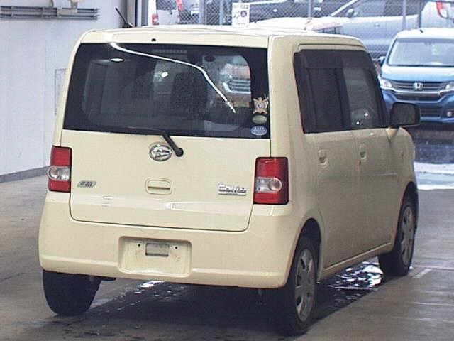 DAIHATSU MOVE CONTE