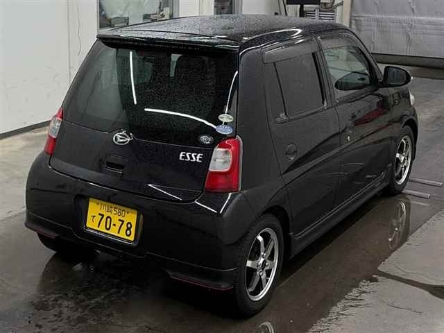 DAIHATSU ESSE