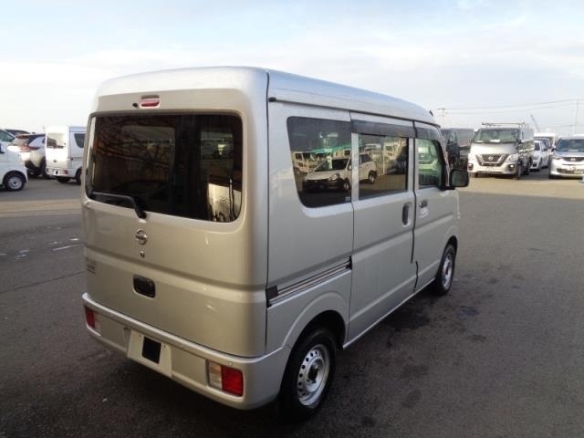 NISSAN NV100 CLIPPER