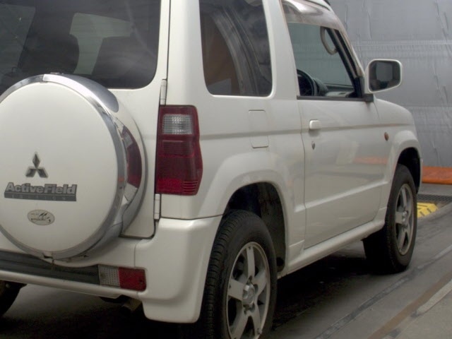 MITSUBISHI PAJERO MINI