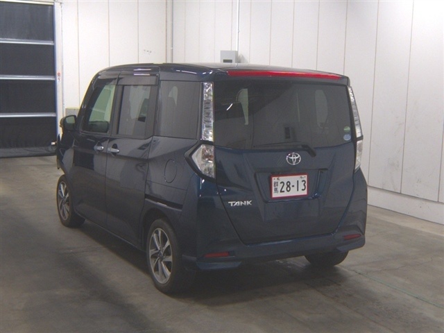 TOYOTA TANK