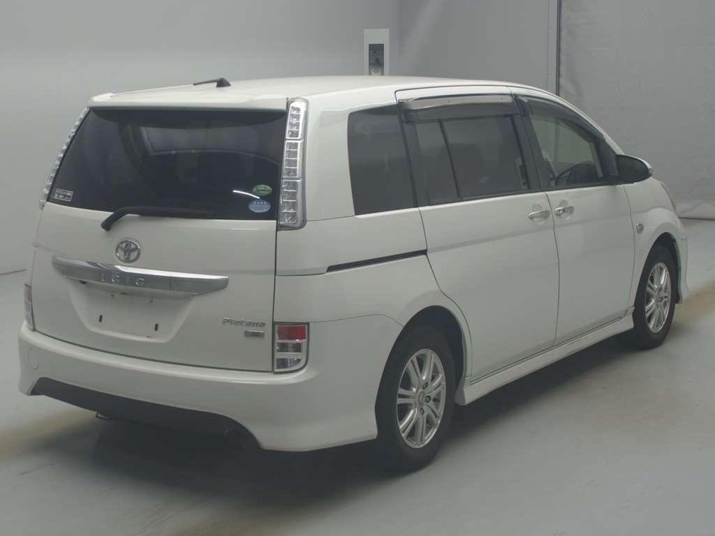 TOYOTA ISIS
