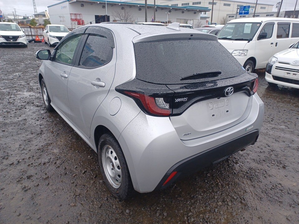 TOYOTA YARIS