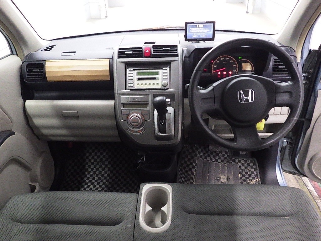 HONDA ZEST