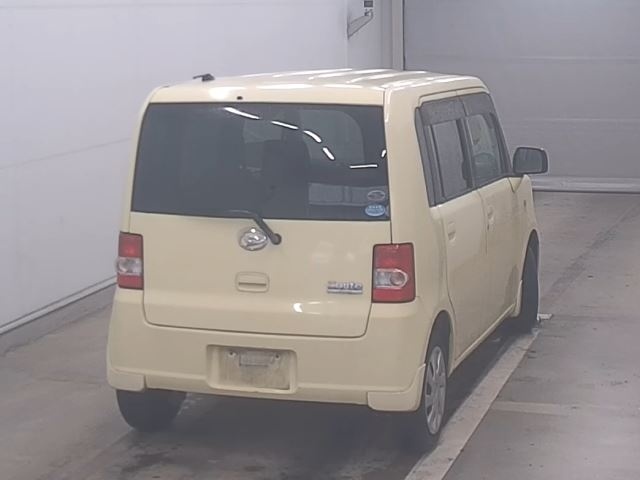 DAIHATSU MOVE CONTE