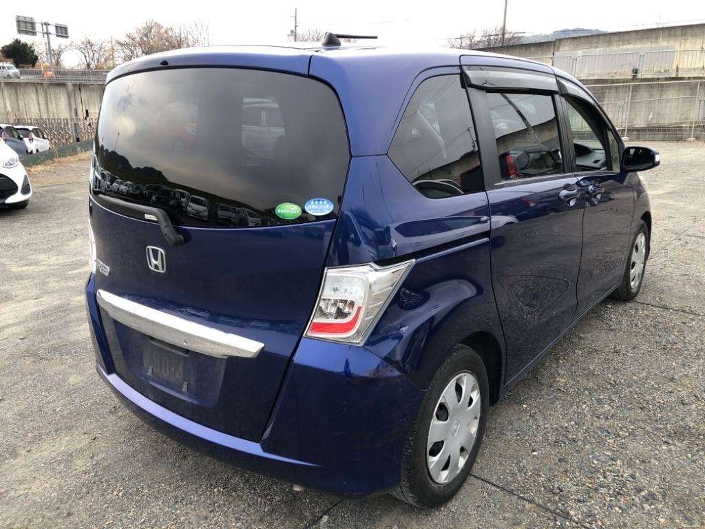 HONDA FREED
