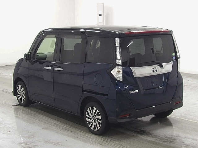 TOYOTA TANK