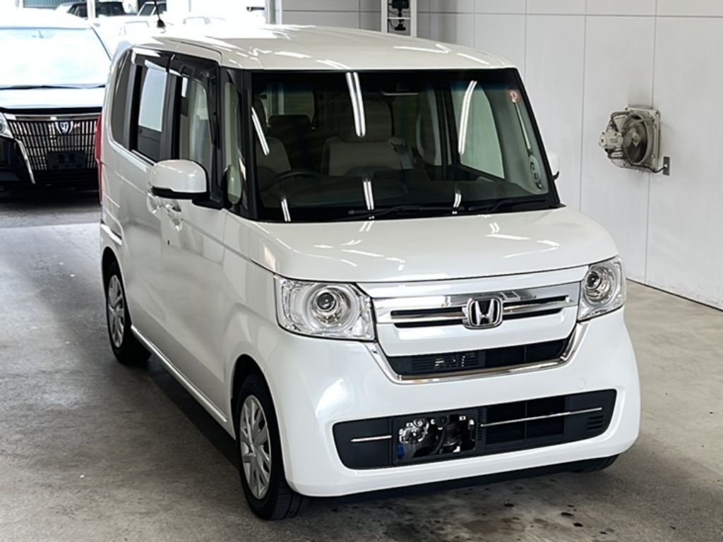 HONDA N-BOX