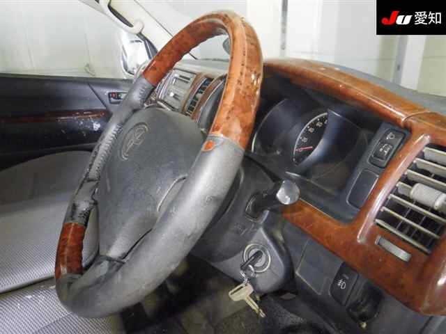 TOYOTA REGIUS ACE