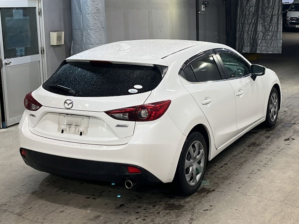 MAZDA AXELA