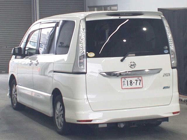 NISSAN SERENA