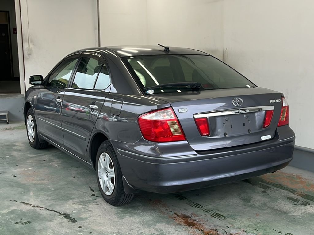 TOYOTA PREMIO