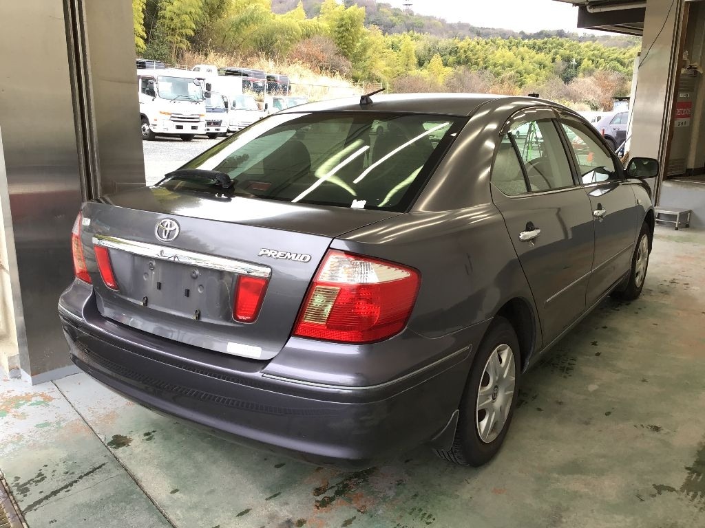 TOYOTA PREMIO