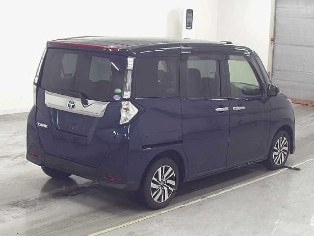 TOYOTA TANK