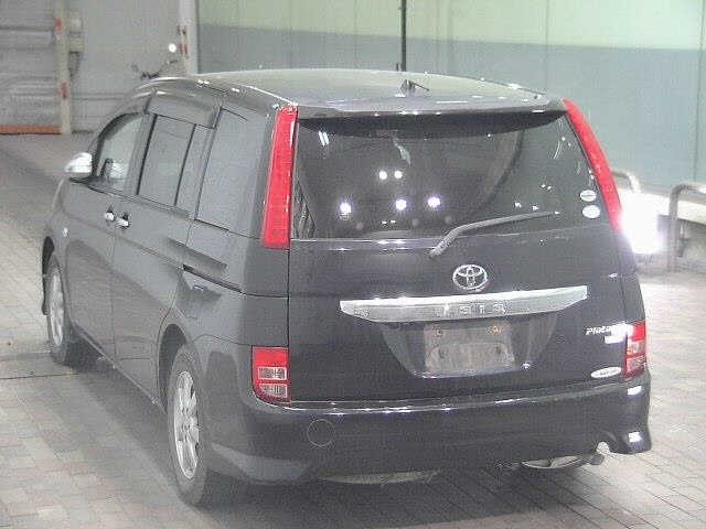 TOYOTA ISIS