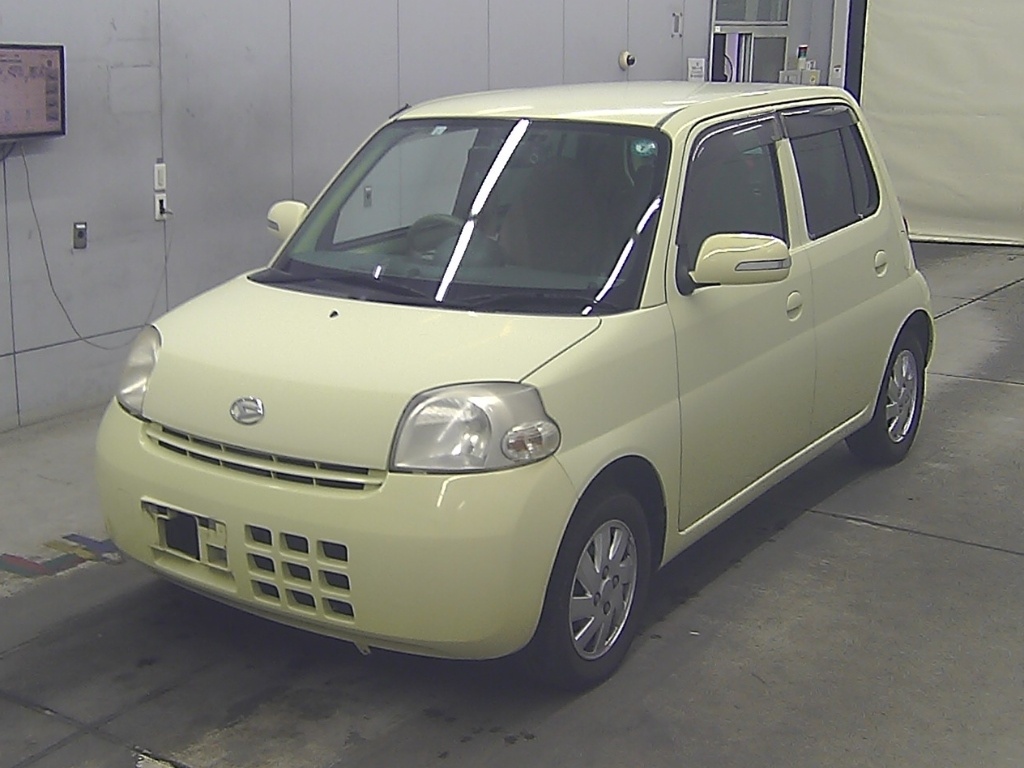 DAIHATSU ESSE