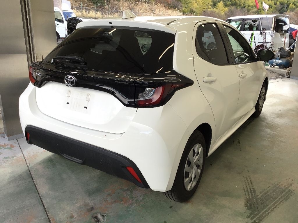 TOYOTA YARIS
