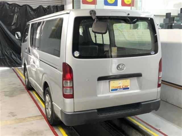 TOYOTA REGIUS ACE