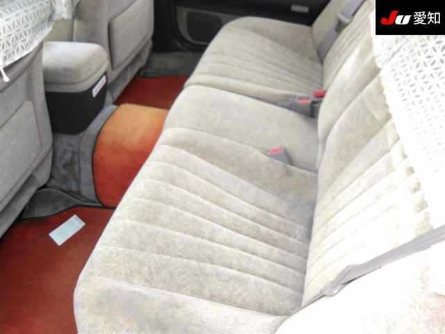 TOYOTA CROWN MAJESTA