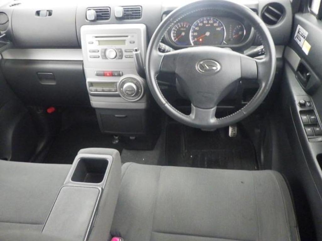 DAIHATSU MOVE CONTE