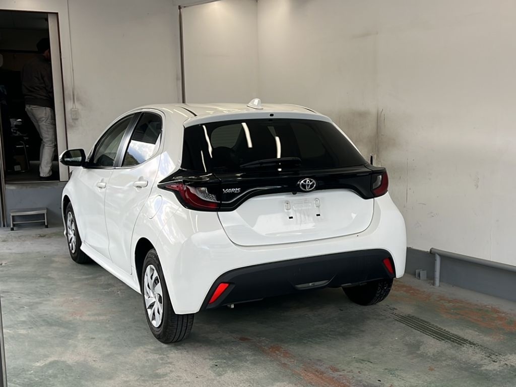 TOYOTA YARIS