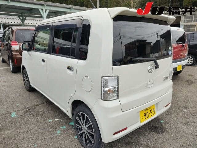 DAIHATSU MOVE CONTE