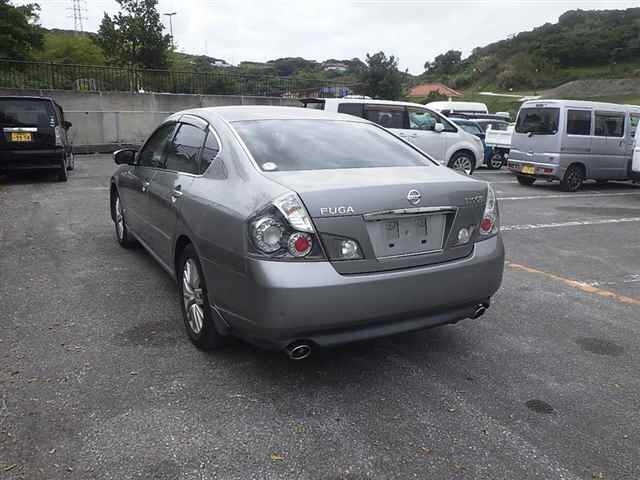 NISSAN FUGA