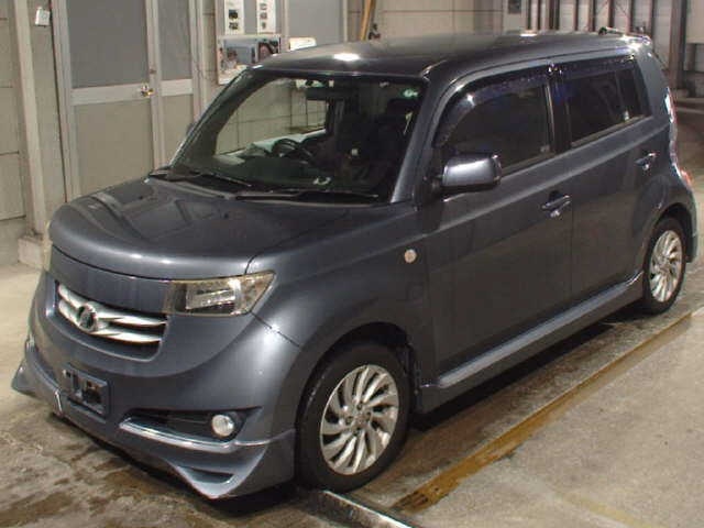 TOYOTA BB
