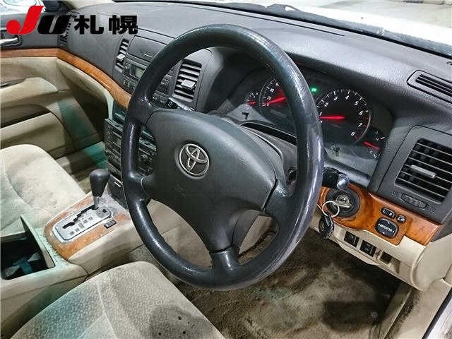 TOYOTA MARK II