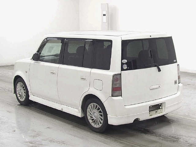 TOYOTA BB