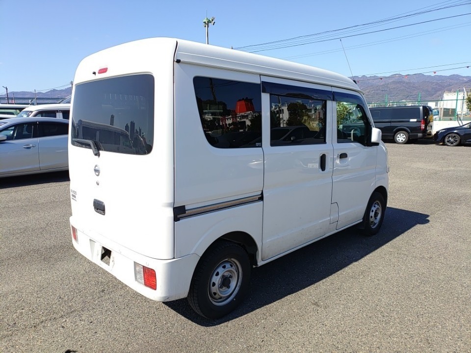 NISSAN NV100 CLIPPER