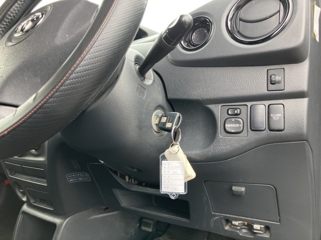 TOYOTA BB