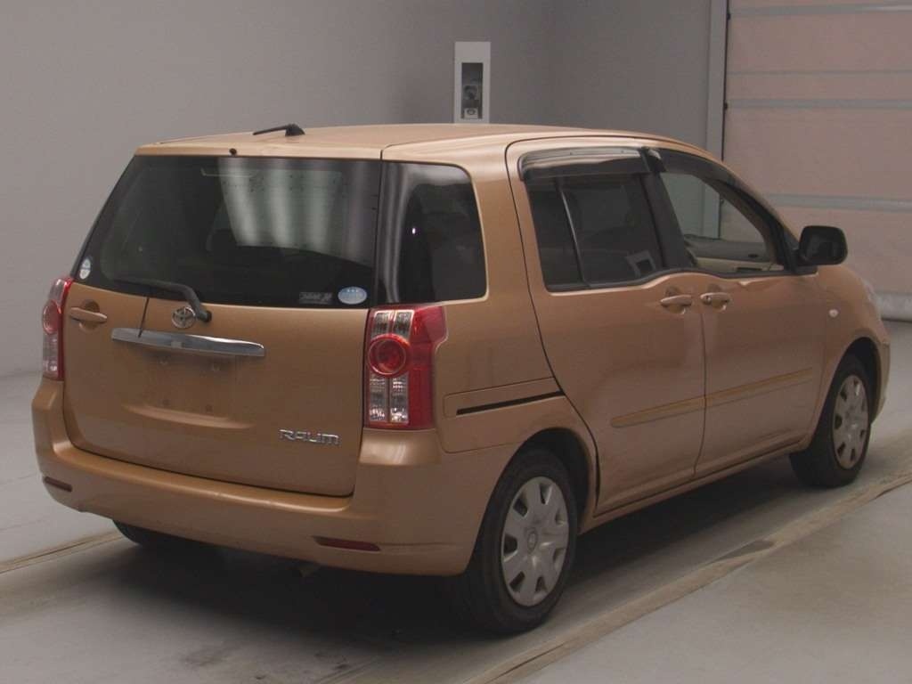 TOYOTA RAUM